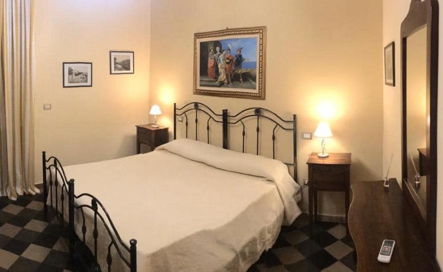 Ninfadea Appartament And Rooms Syrakus Exterior foto